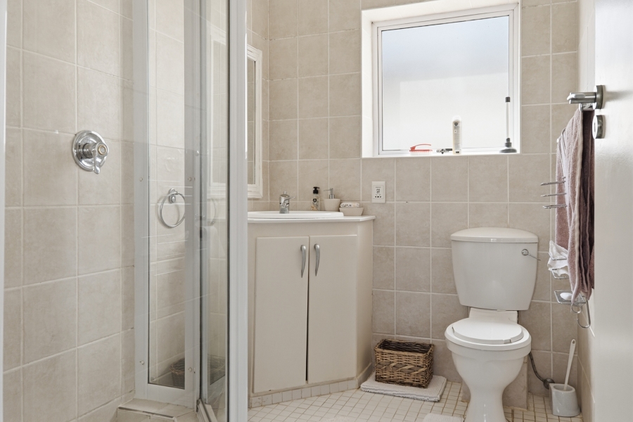 4 Bedroom Property for Sale in Shelley Point Western Cape